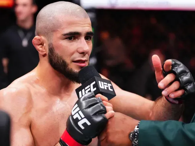 Muhammad Mokaev nekiment a UFC-nek: „kamu narratívát” gyártanak Farid Basharat kirúgása körül