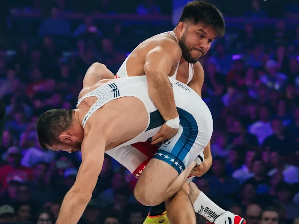 Villámgyors bosszú Clevelandben: Henry Cejudo 36 másodperc alatt fektette két vállra Merab Dvalishvilit