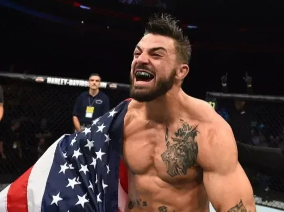 Mike Perry elhagyja a BKFC-t: „A pusztakezes bunyó olyan volt, mint egy cheat code”